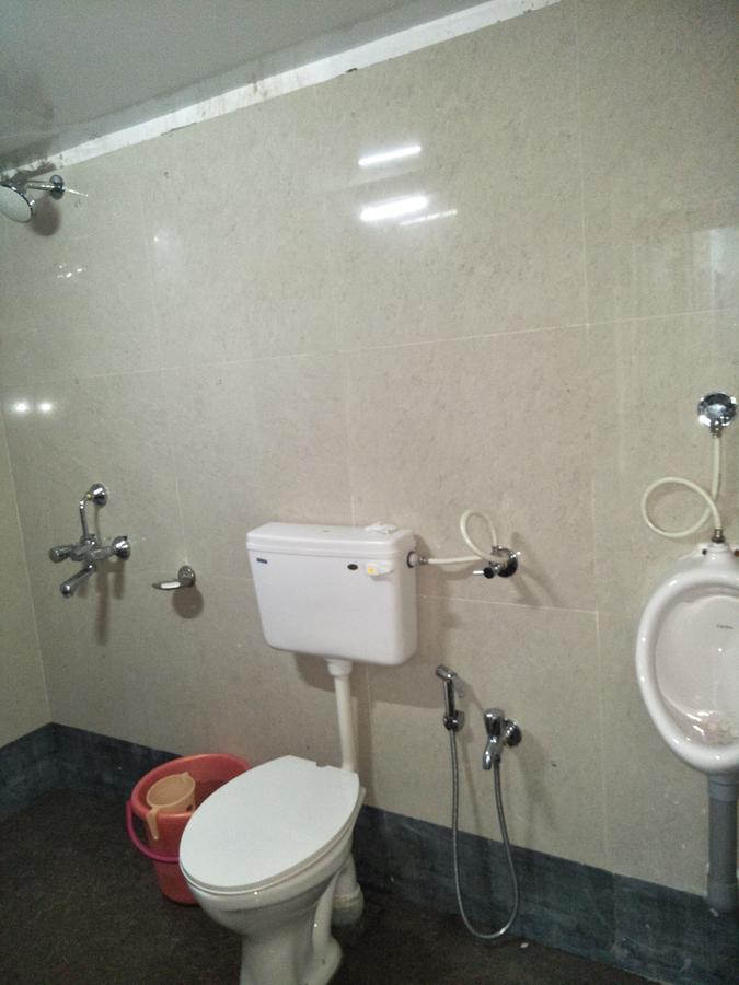Night Halt Dormitory Ахмедабад Екстериор снимка